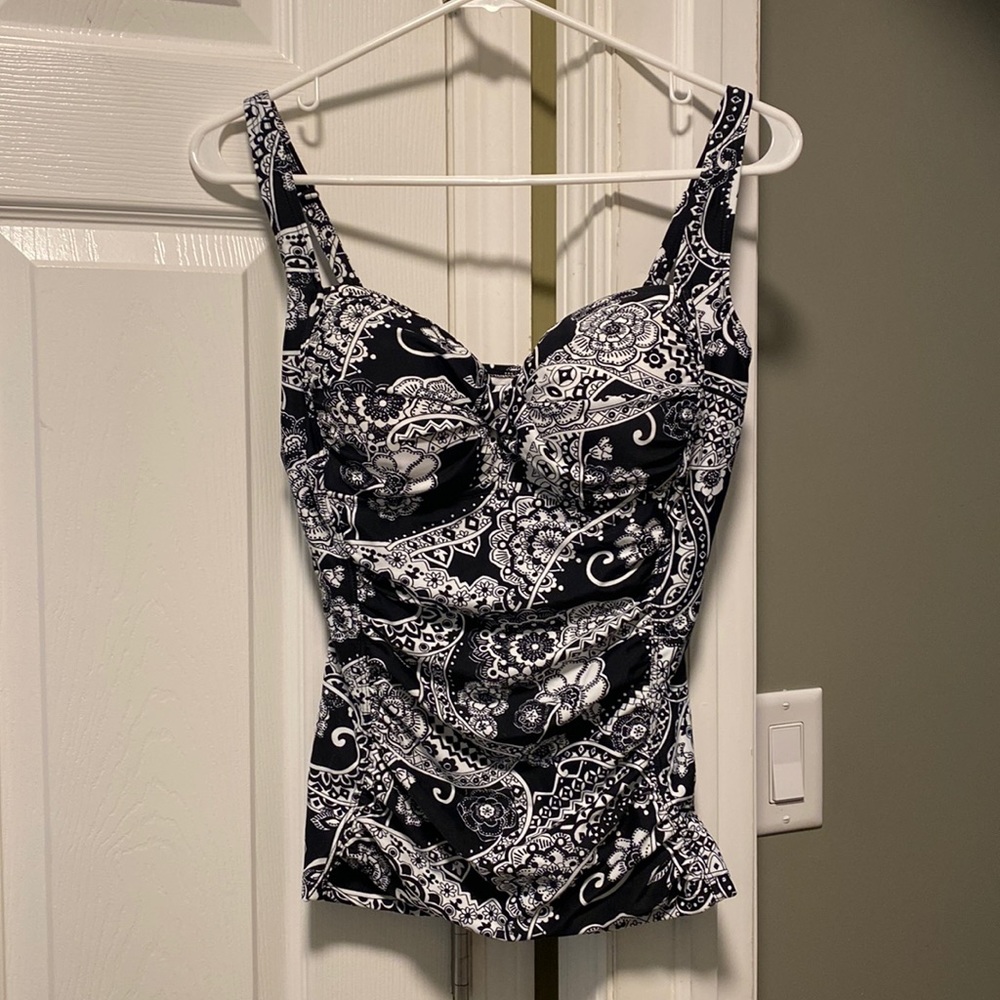 Beach Diva Tankini Bathing Suit Top